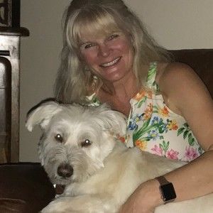 Meet your Posher, Carol